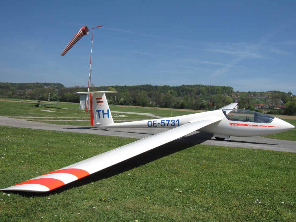 Schleicher ASW 19